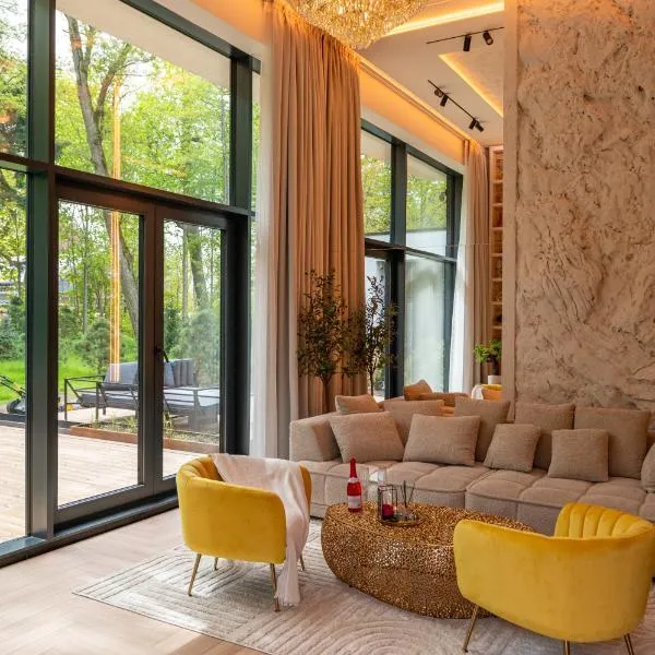 LUXURY LOFT with LOVE SEASIDE self check-in, hotel in Klaipėda