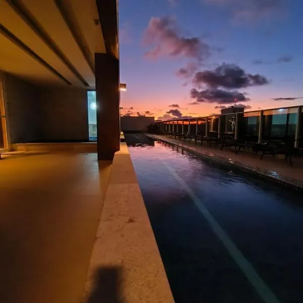 Ap alto padrão Noroeste Brasília com garagem coberta, wi-fi e área de lazer com piscina e academia, hotel in Brasília