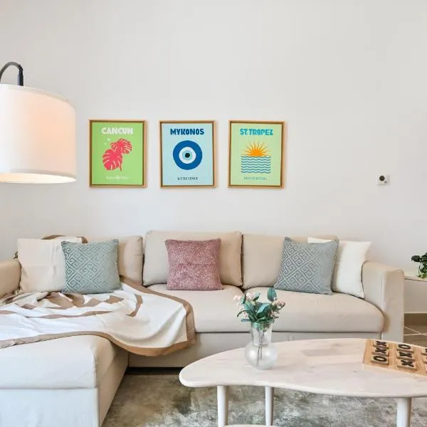 Ticket Deals for Modern 1BR Yas near Mall F1, hotel in Yas Island