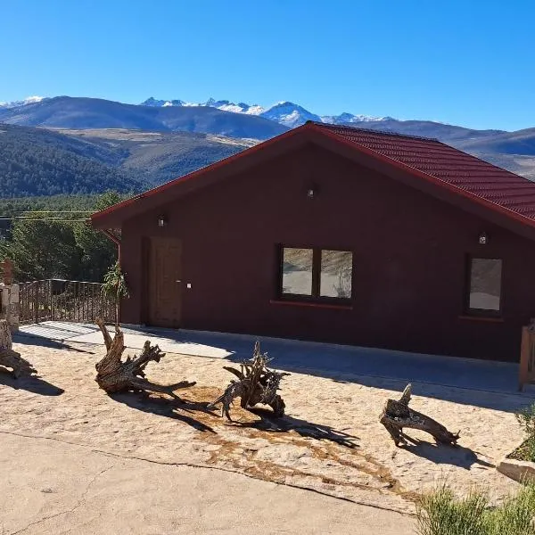 Casa Rural Alta Ladera, Hotel in Hoyos del Espino