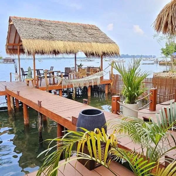 Al Mare Karimunjawa, hotel in Karimunjawa