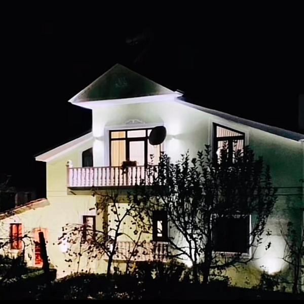 Vila Bashllari, Zvarisht