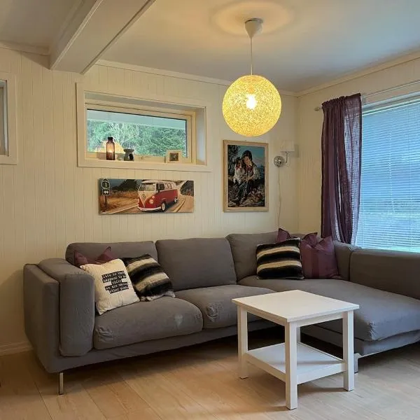 Spacious apartment in Kristiansand, hotel in Kristiansand