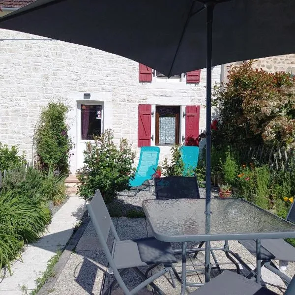 Aux Roses, Hotel in Vrolle