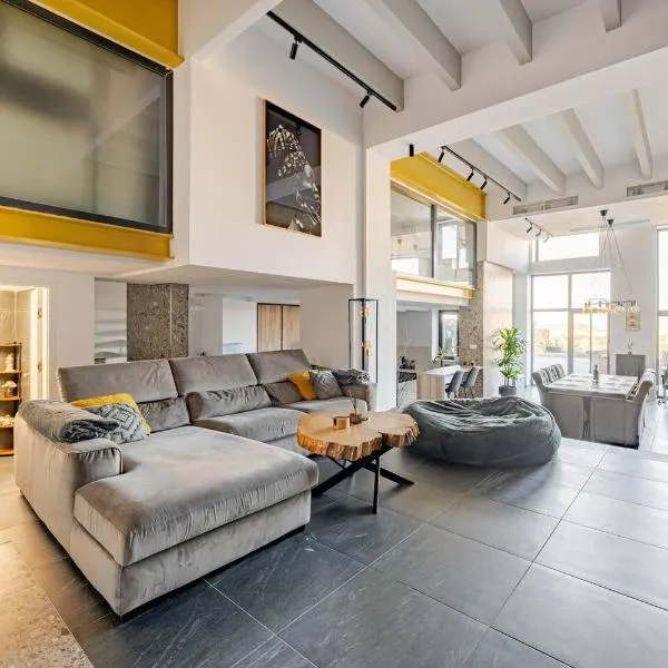 Luxury Apartment with Pool, ξενοδοχείο σε Xagħra