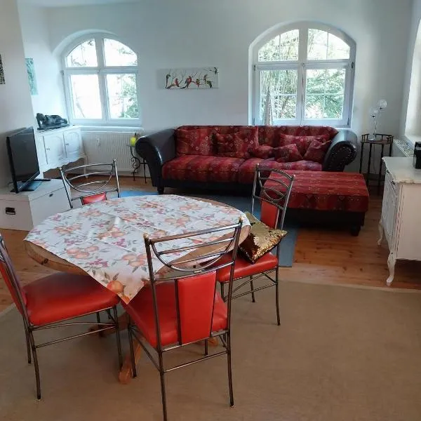 Ferienwohnung mit Garten ab 3 Nächte, hotel v destinaci Tettnang