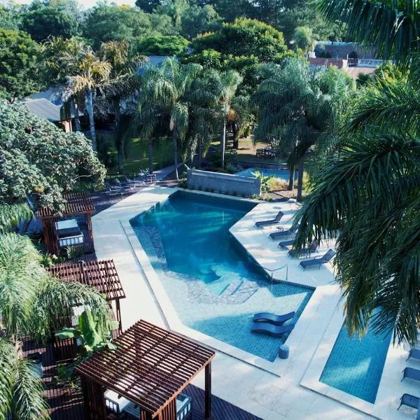 Paso de la Patria में, होटल Hotel Jardín del Paraná