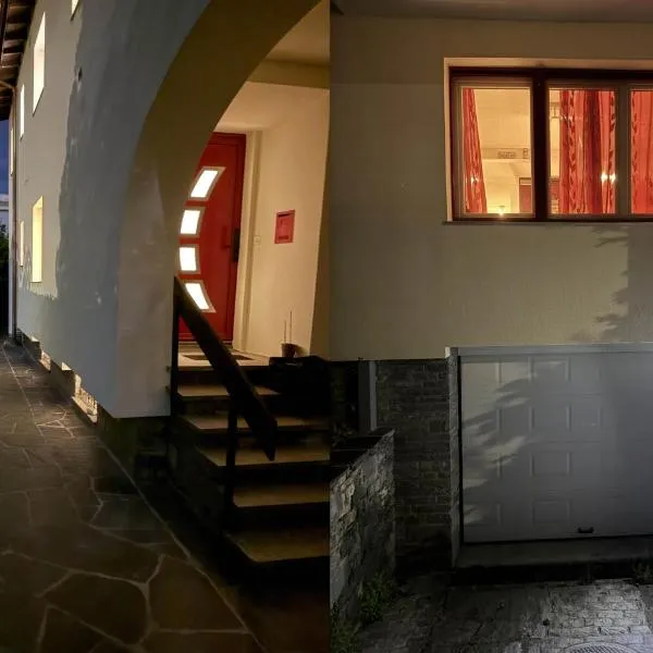 BB Queens, hôtel à Losone