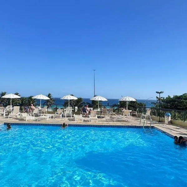 Lindo Apto Beira Mar - Barra da Tijuca, hotel in Rio de Janeiro