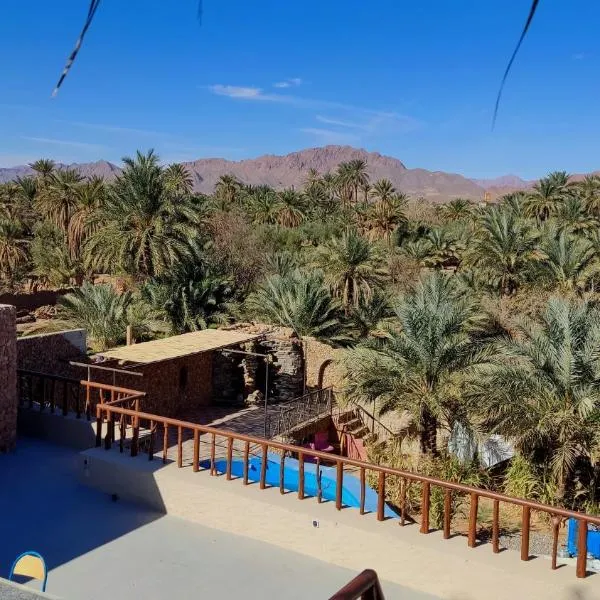 Riad IZRAREN in FIGUIG, hotel in Zenaga