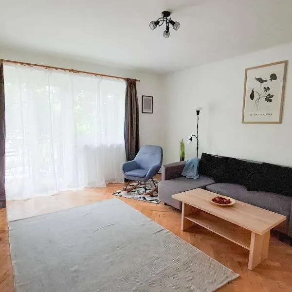 Május 1 apartman, hôtel à Dunaújváros