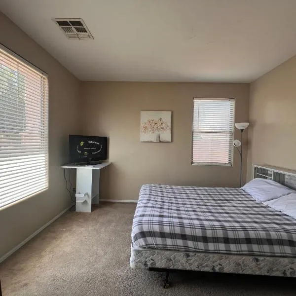 Goodyear 2 Story Room 2, hôtel à Goodyear