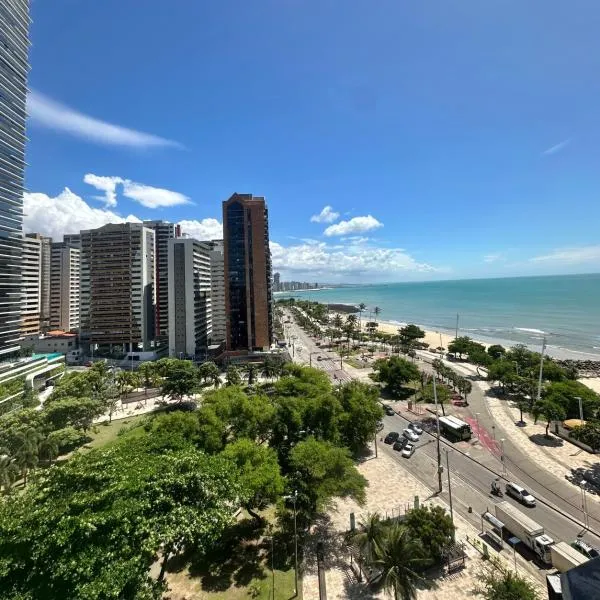 958 Golden Flat Fortaleza, hotel in Fortaleza