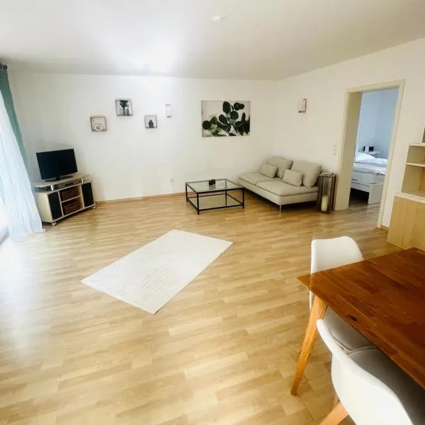 Moderne & gemütliche Ferienwohnung mit Terasse in Nieder-Olm, Hotel in Nieder-Olm