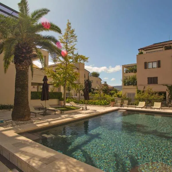 Porto Montenegro Zeta 102 - Cozy Studio, hotel v destinaci Tivat