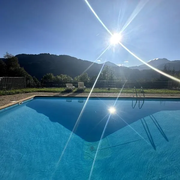 charmant studio à Morzine, hotel v destinaci Morzine