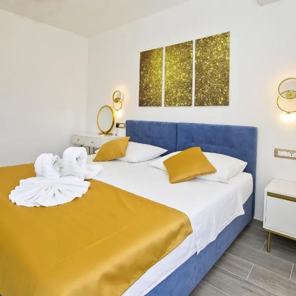 Villa Zorana hostel, ξενοδοχείο στο Χβαρ