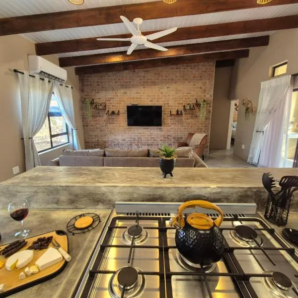 Warthog's Retreat, hotel in Marloth Park