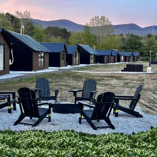 Emrose Luxury Cabins，位于Brandon的酒店