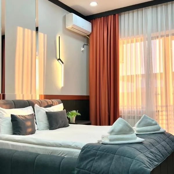 Suncor Hotel، فندق في كاراكول
