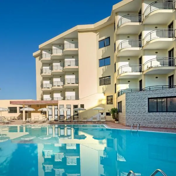 Rina Hotel, хотел в Алгеро