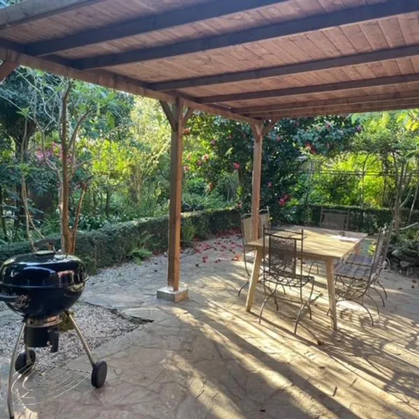 Casa Do Bosque, готель у місті Кабаньяс