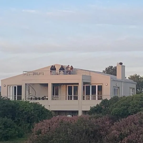 Shores Keep - Self Catering Home, Hotel in Hermanus