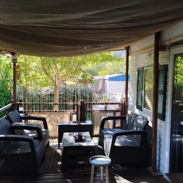 Mobil home Var, hotell sihtkohas Méounes-lès-Montrieux
