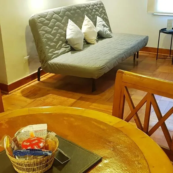 ELDEPTO Parque Bustamante, ξενοδοχείο στο Σαντιάγο