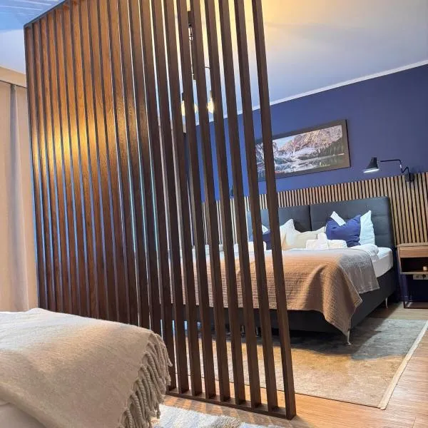 Zentrale Wohnung direkt am Hauptbahnhof - Bismarck, Hotel in Düsseldorf