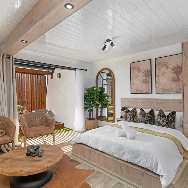 Cozy Nest on White Soil!, hotel v destinaci Cape Town