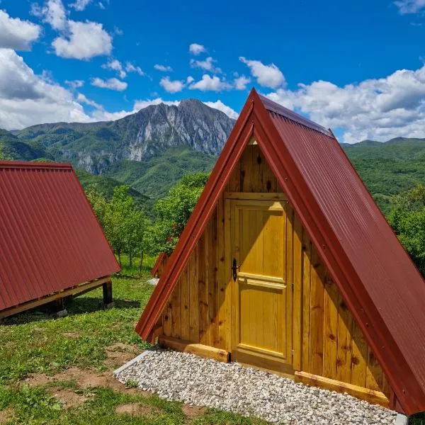 Mountain Camp Outdoor Tara, hotel v destinaci Tjentište