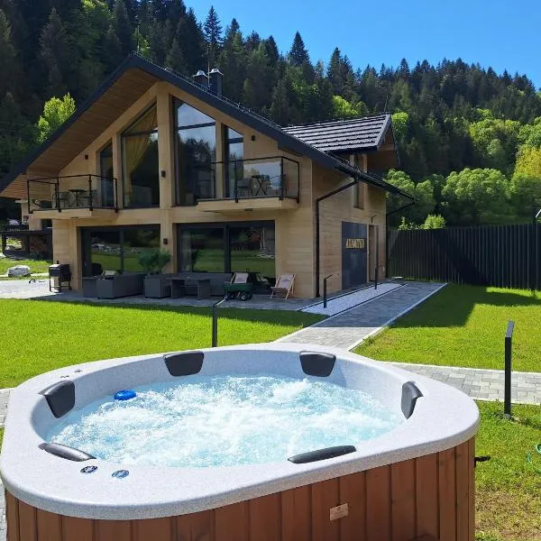 Chalety v Pieninách, מלון בצ'רבני קלסטור