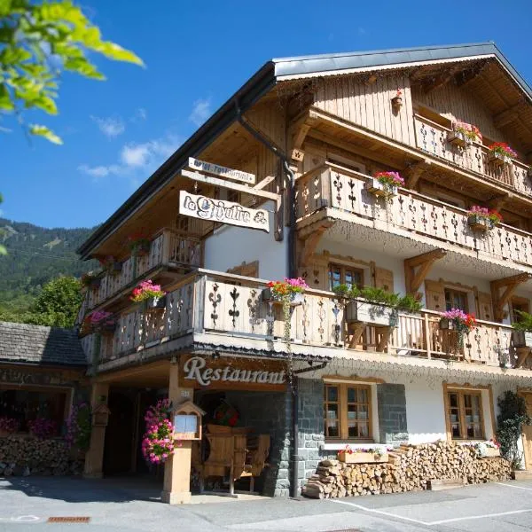 Les Chalets de La Griyotire โรงแรมในพลาซ-ซัวร์-อาร์ลี