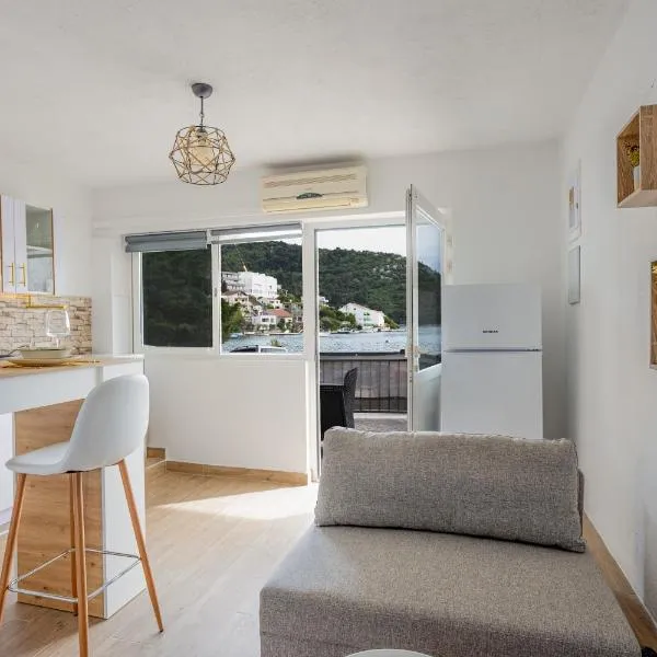 Apartment DuDo, hotel v destinaci Blace