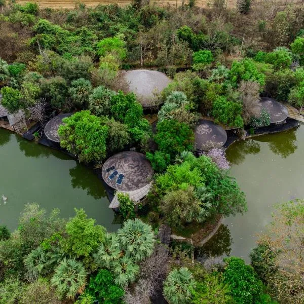 Sanctuary Kanchanaburi, ξενοδοχείο σε Ban Ai Hit