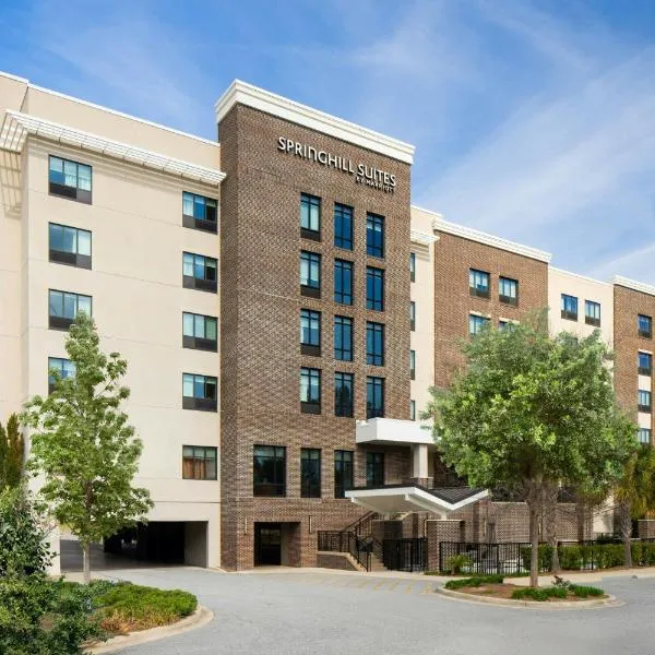 SpringHill Suites by Marriott Charleston Mount Pleasant، فندق في تشارلستون