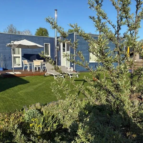 Tiny House mit Sauna am See, hotell sihtkohas Repente