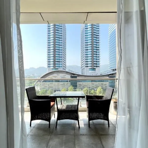 Elysium Tower Luxury Apartments Islamabad with Margalla view, hotel en Islamabad