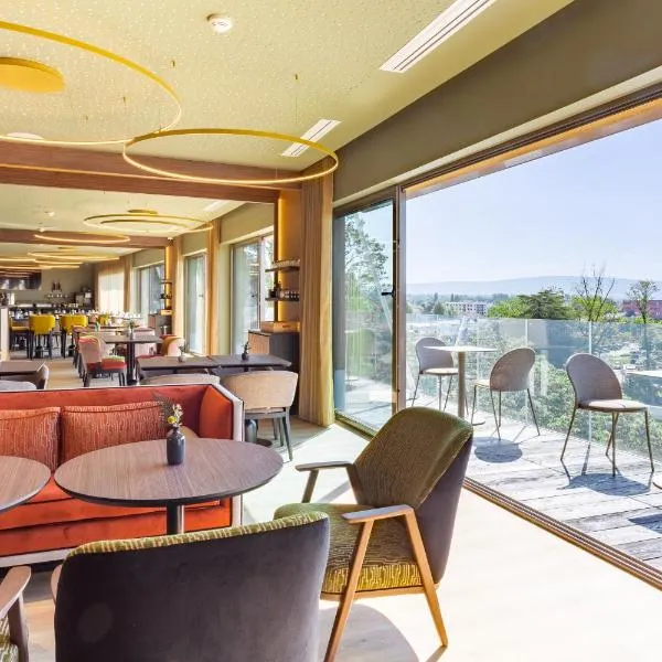 PANORAMA 360 Bourg en Bresse, hotel v destinaci Bourg-en-Bresse