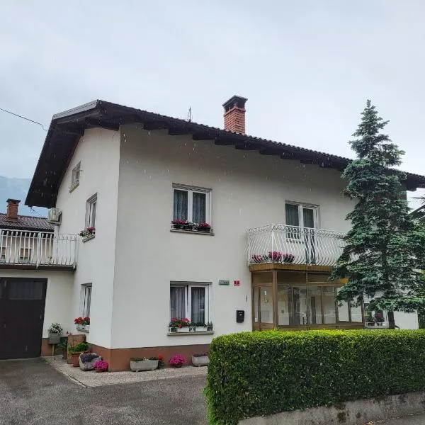 Apartma Magdalena，位于科巴里德的酒店