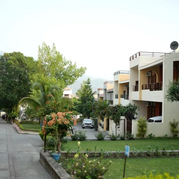 Atreya Boutique Cottage Near Tapovan、リシケーシュのホテル