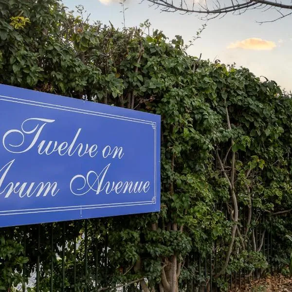 Twelve on Arum, hotel a Somerset West