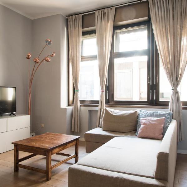 Youhosty - De Angeli Apartment, Milano