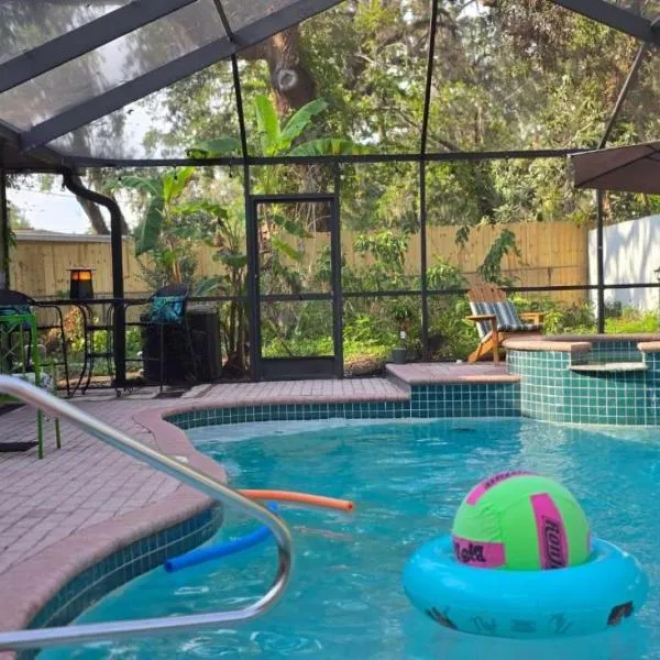Jungle Oasis By Busch Gardens USF and Amphitheater, hotel i Tampa