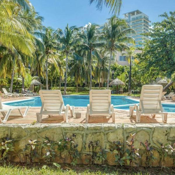 Tropical 3 BDR Villa with pool By Casa Paraíso, Cancún