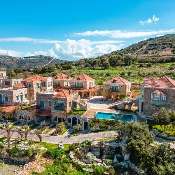 Arnaoon Village, hotel sa Batroûn