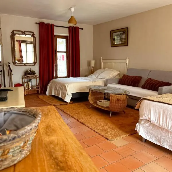 Le nid douillet de la voie verte，Abilly-Sur-Claise的飯店