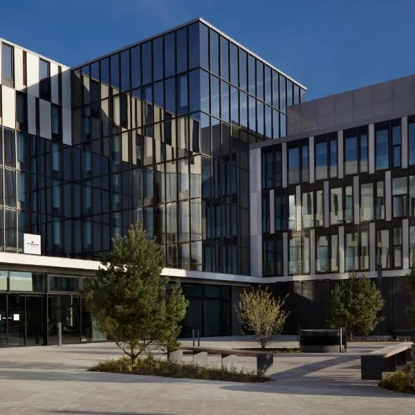 Candlewood Suites Düsseldorf Airport by IHG, hotel in Düsseldorf