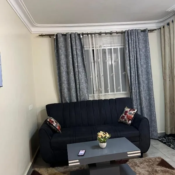 Rokans Nest Lovely Condo 1bedroom Kira, Kampala, hotell sihtkohas Kampala